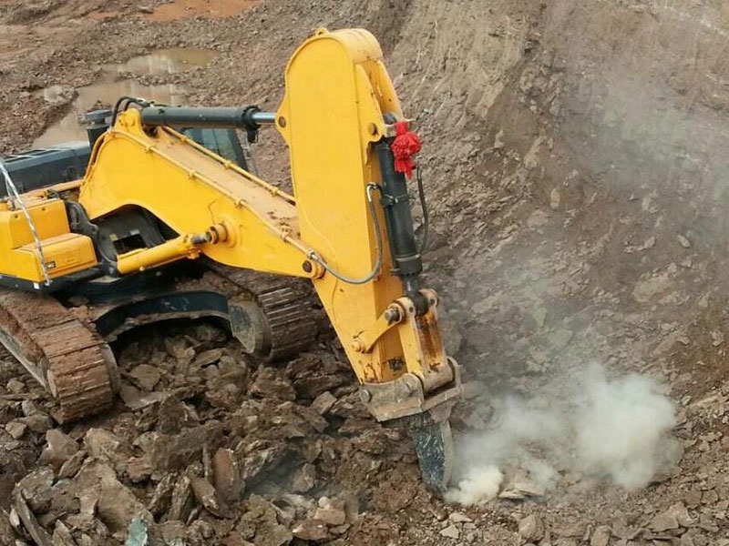 boom arm excavator 